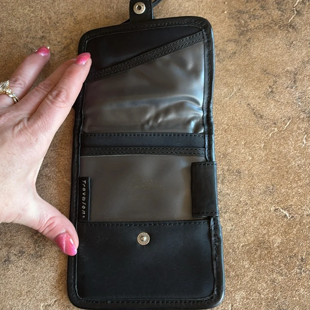 Travelon | Black Slick Travel Bag | Wallet | Men’s on the go sling | Event Slim